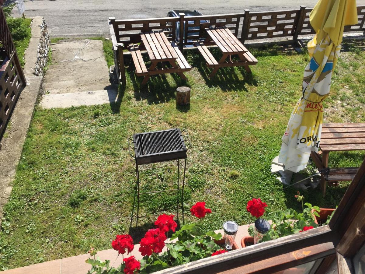 Camere De Inchiriat Centru Ski Ranca Bagian luar foto